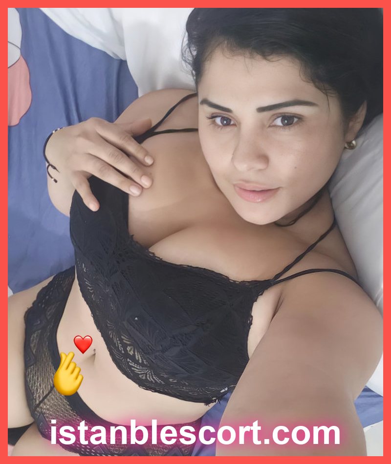Tuğçe, 25 — بطاقة فترينة Karayolları